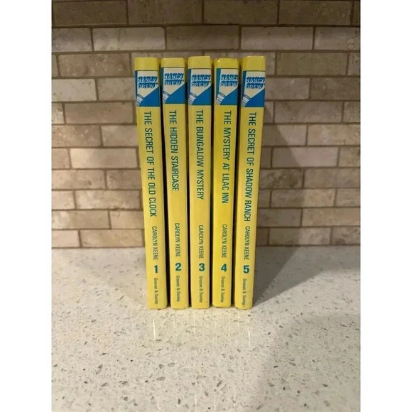 Nancy Drew Mysteries Book Lot 1-5 Glossy Flashlight Mystery Books 1 2 3 4 5 - Picture 1 of 2